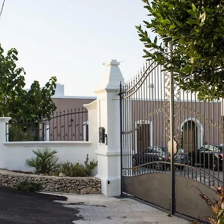 Masseria D'aprile 카스텔라네타